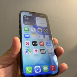 Total Wireless Apple iPhone 13