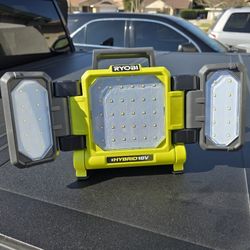 Ryobi Cordless Hybrid 3000 Lumens LED Panel Light (Tool Only)