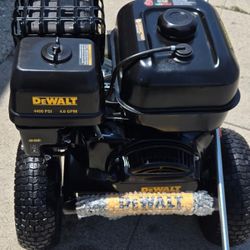 4400 Dewalt Power Washer. Gas 4.0 GPM 