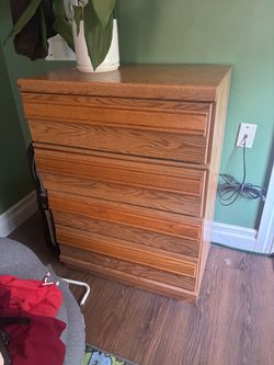 Dresser