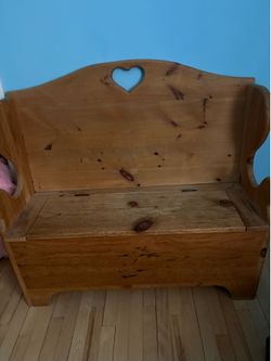 Chest with heart