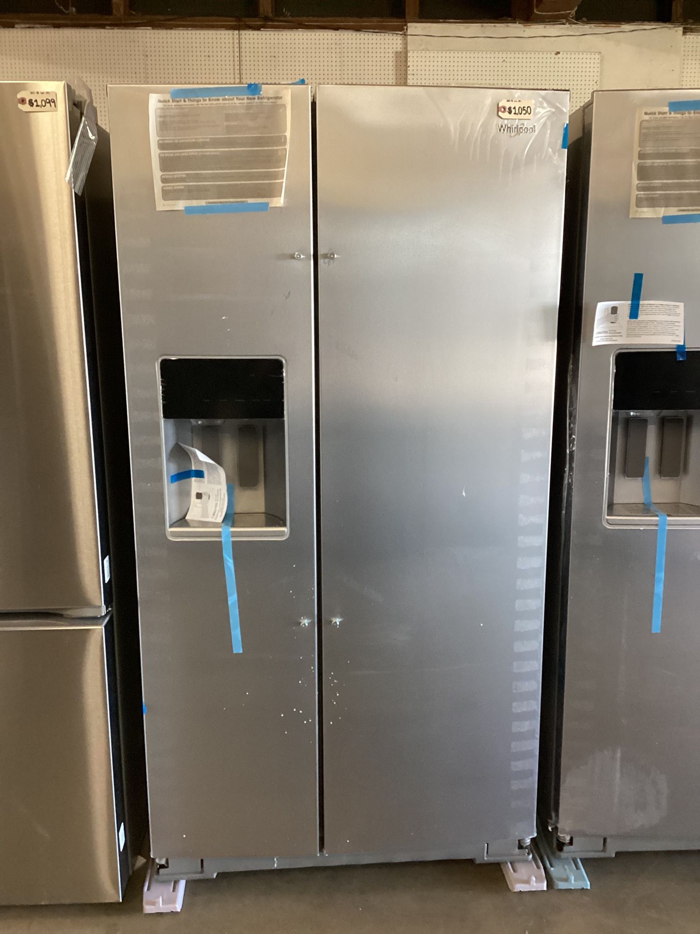 Whirlpool 20.9 cu.ft.Side By Side Refrigerator With Water Dispenser And Ice Maker