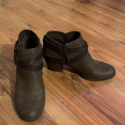Womens Boots