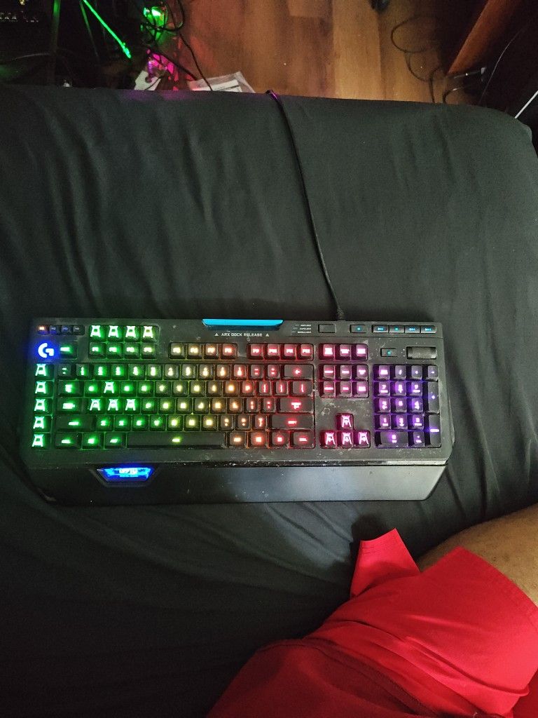 Logitech G910 Orion Spectrum