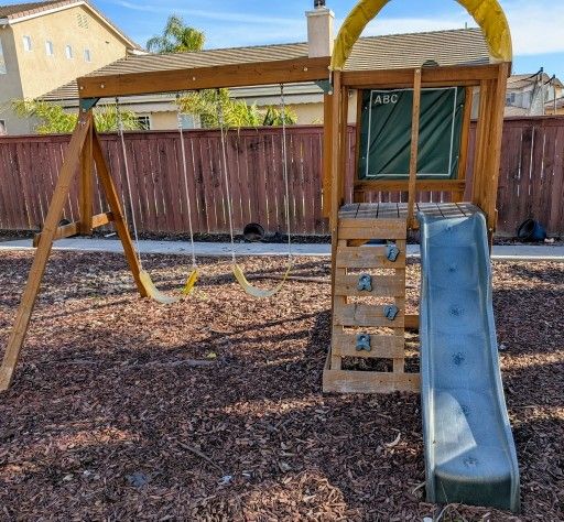 Kidcraft Wood Swingset