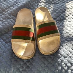 Gucci Slides 