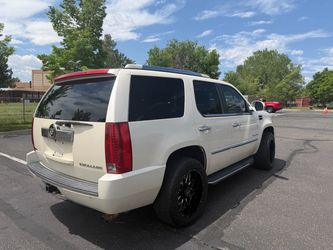 2010 Cadillac Escalade
