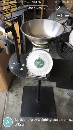 Sprouts weighing station w bag holder