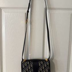 Dior Montaigne Bag