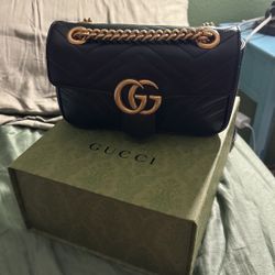 Gucci Marmont Mini Bag 