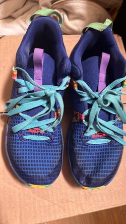 Nike LeBron Basketball Sneakers size 7
