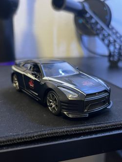 Jada Nissan GT-R R35 BRIDE 1:32 Die Cast