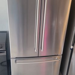 Black Friday Sale!!! Refrigerator KitchenAid French door 36” inches counter depth nevera heladera