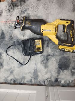 DeWalt 20V XR Brushless Reciprocating Saw with Battery and Charger