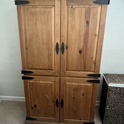 Pier 1 Imports Wood Bedroom Set