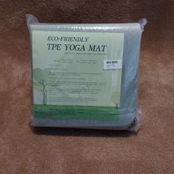 Yoga Mat With Bag - Foldable 