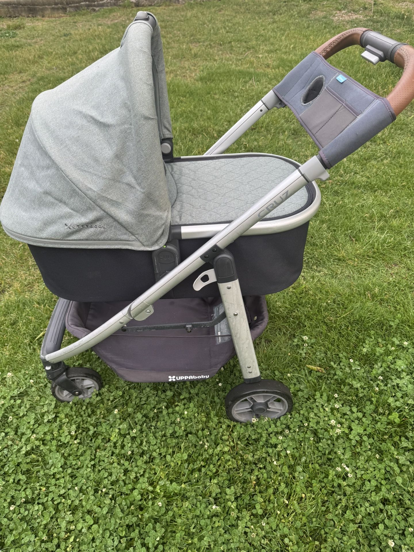 Uppababy Cruz stroller
