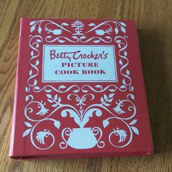 Never Used Vintage Betty Crocker Cookbook