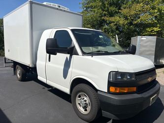 2024 Refrigerated Box truck Chevrolet express 3500