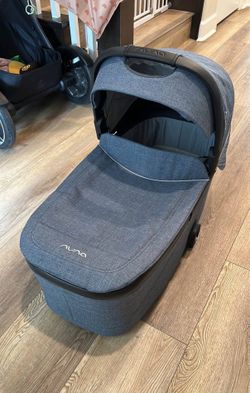 Nuna Demi Grow Bassinet