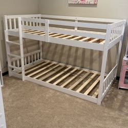 Kids Set Of Twin Bunk Beds 