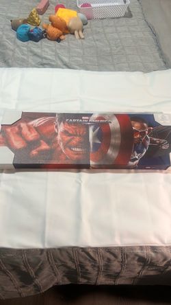 Marvel Studios Captain America Collector Box