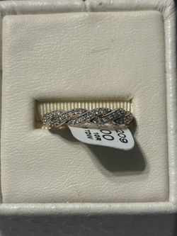 Brand New 10k Gold Dia Band