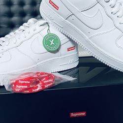 Air Force 1 Low Supreme