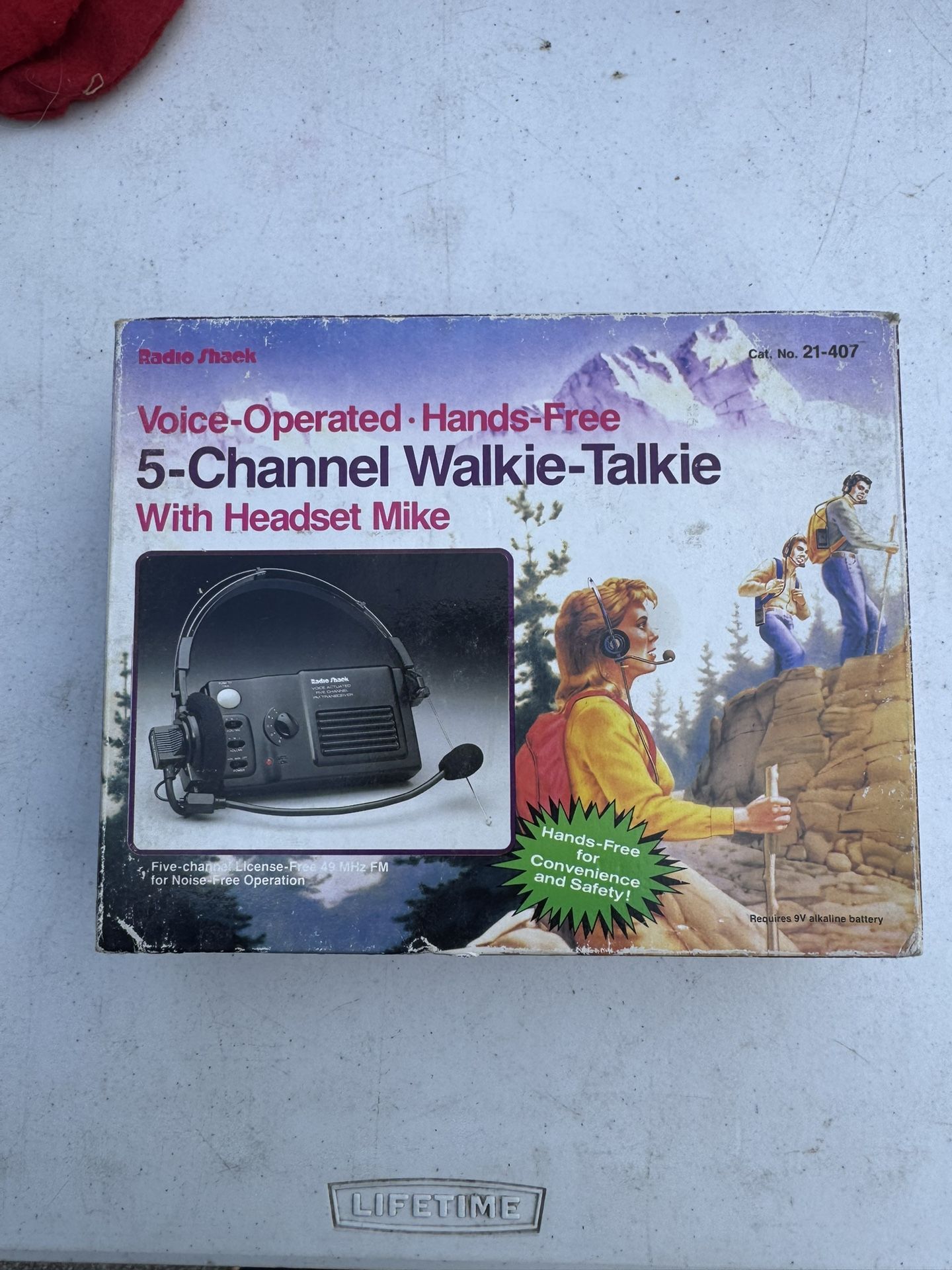 Radio Shack 5 Channel Walkie Talkie W/Headset Voice-Operated  