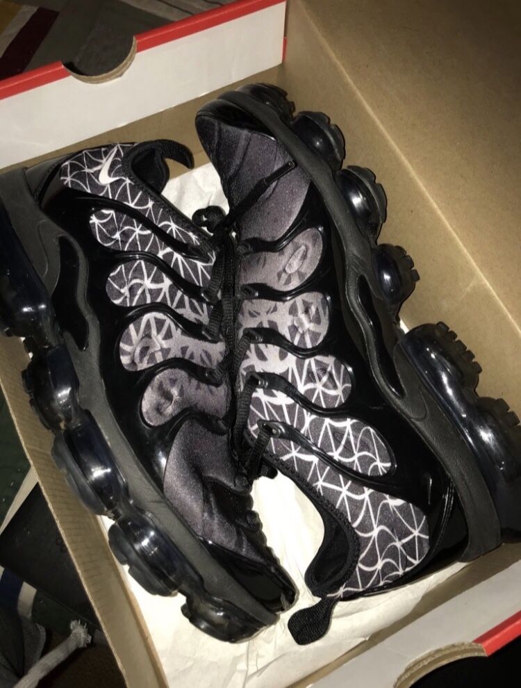 Nike Vapormax plus