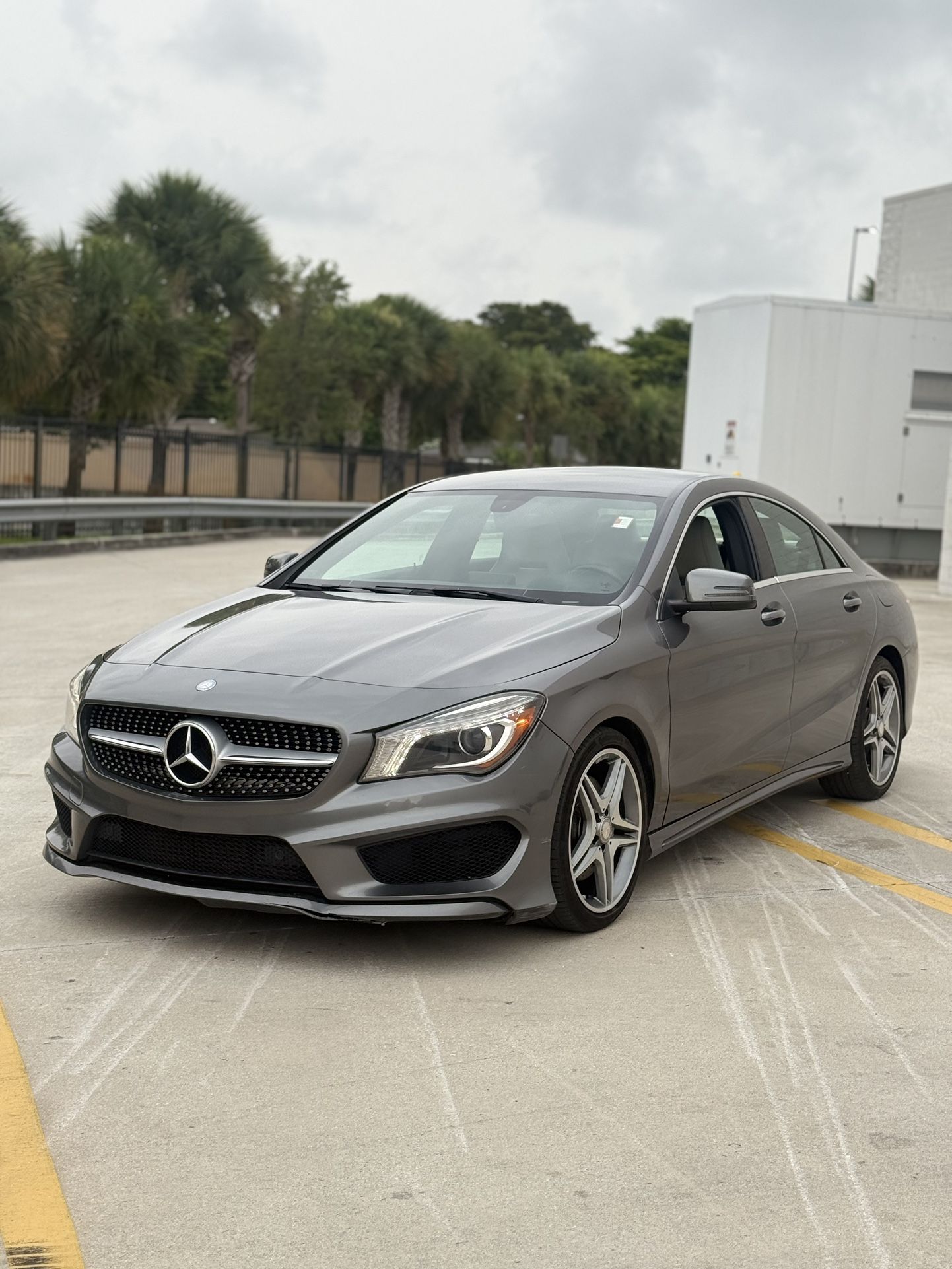 2014 Mercedes-Benz CLA