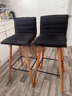 Set of 4 Modern Counter/Bar Stools – Black & Wood