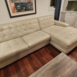 Couch With Additional Lounge 