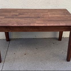 Solid Wood Accent / Coffee Table - 34x19x19