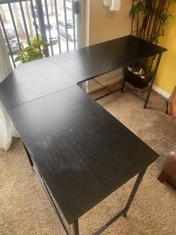 L- Shape Desk