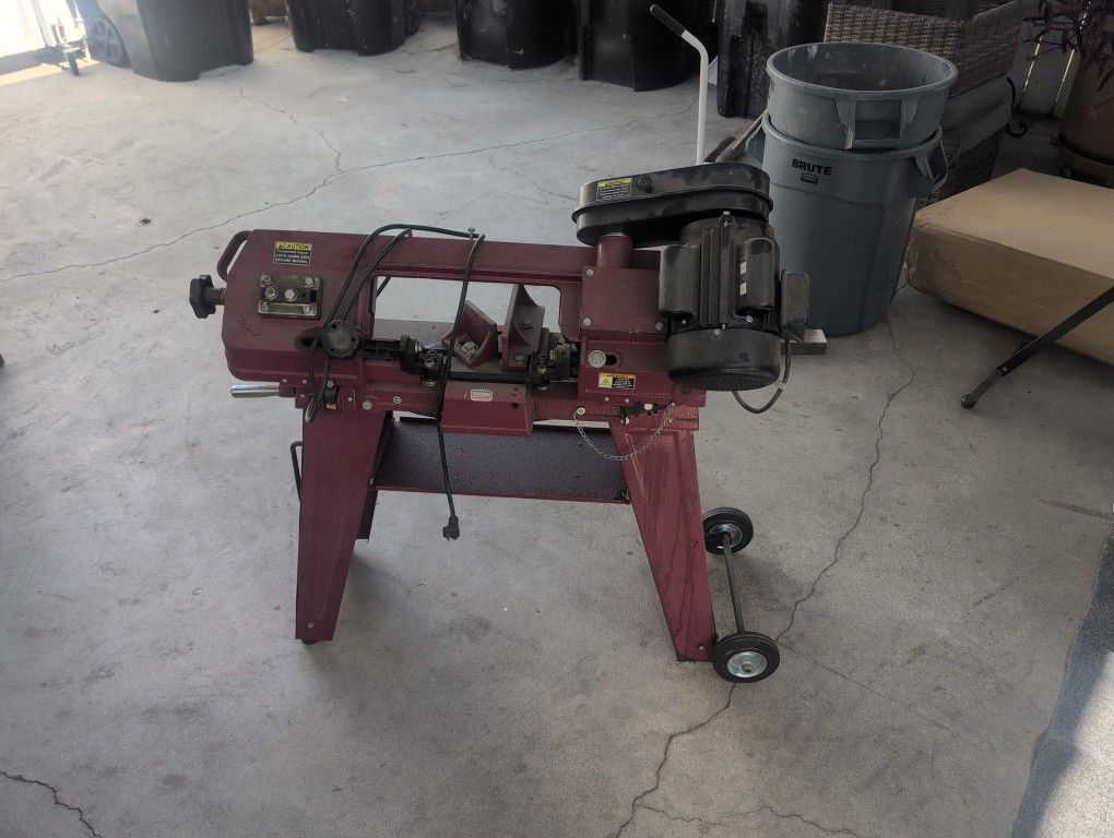 Central Machinery Band Saw