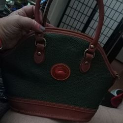Dooney And Bourke Purse