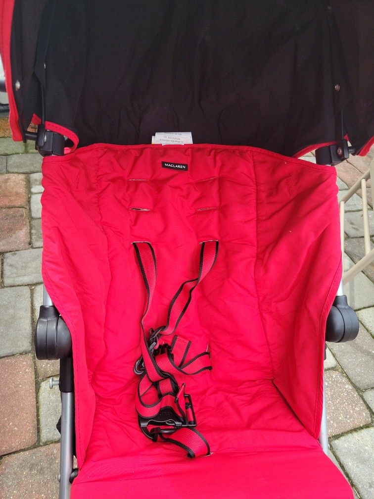Baby Stroller Mc Claren Excellent Condition Like New ‼️ Smoking Pet Free ‼️ $50