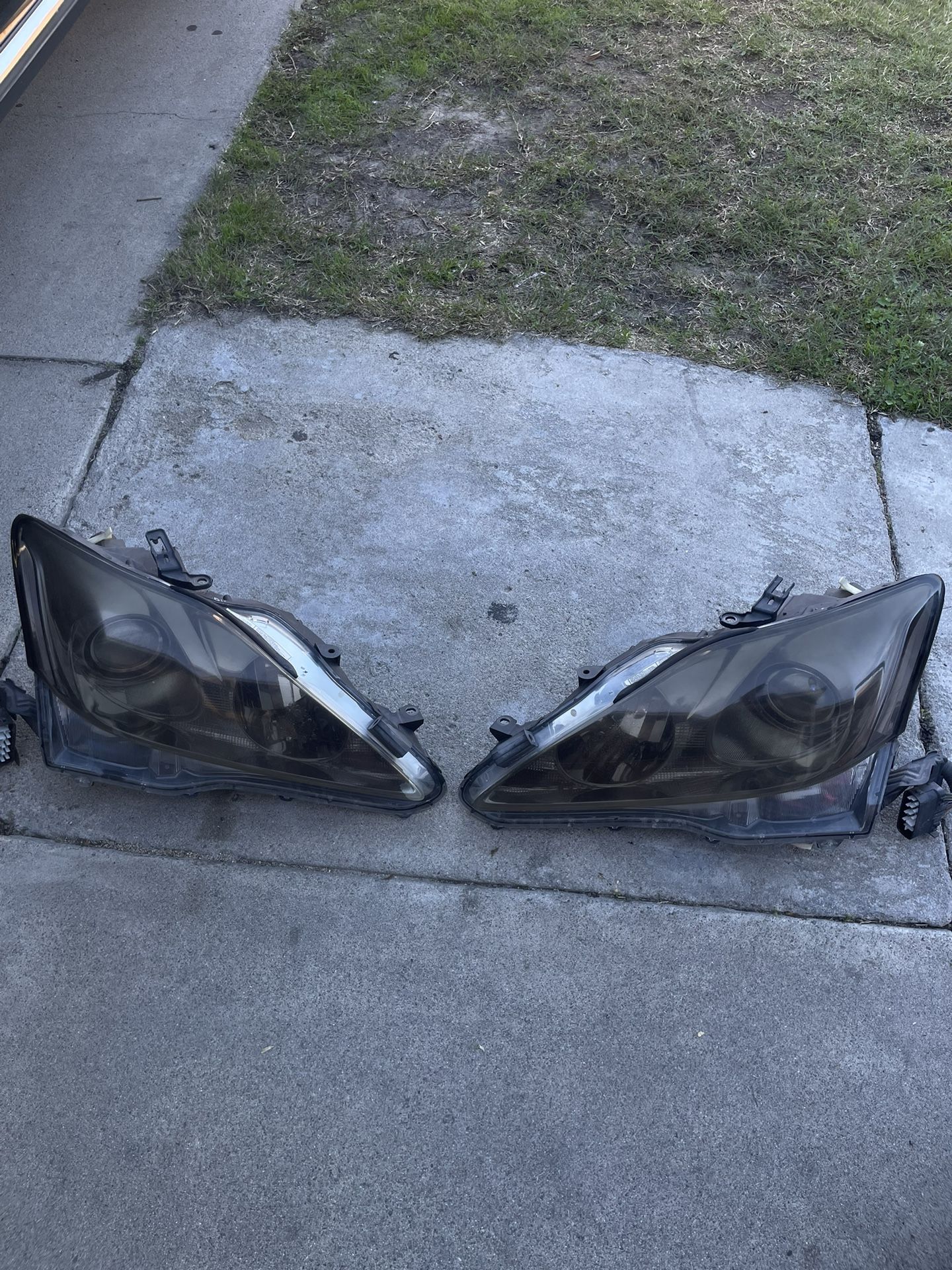 2007 Lexus is350 Headlights 