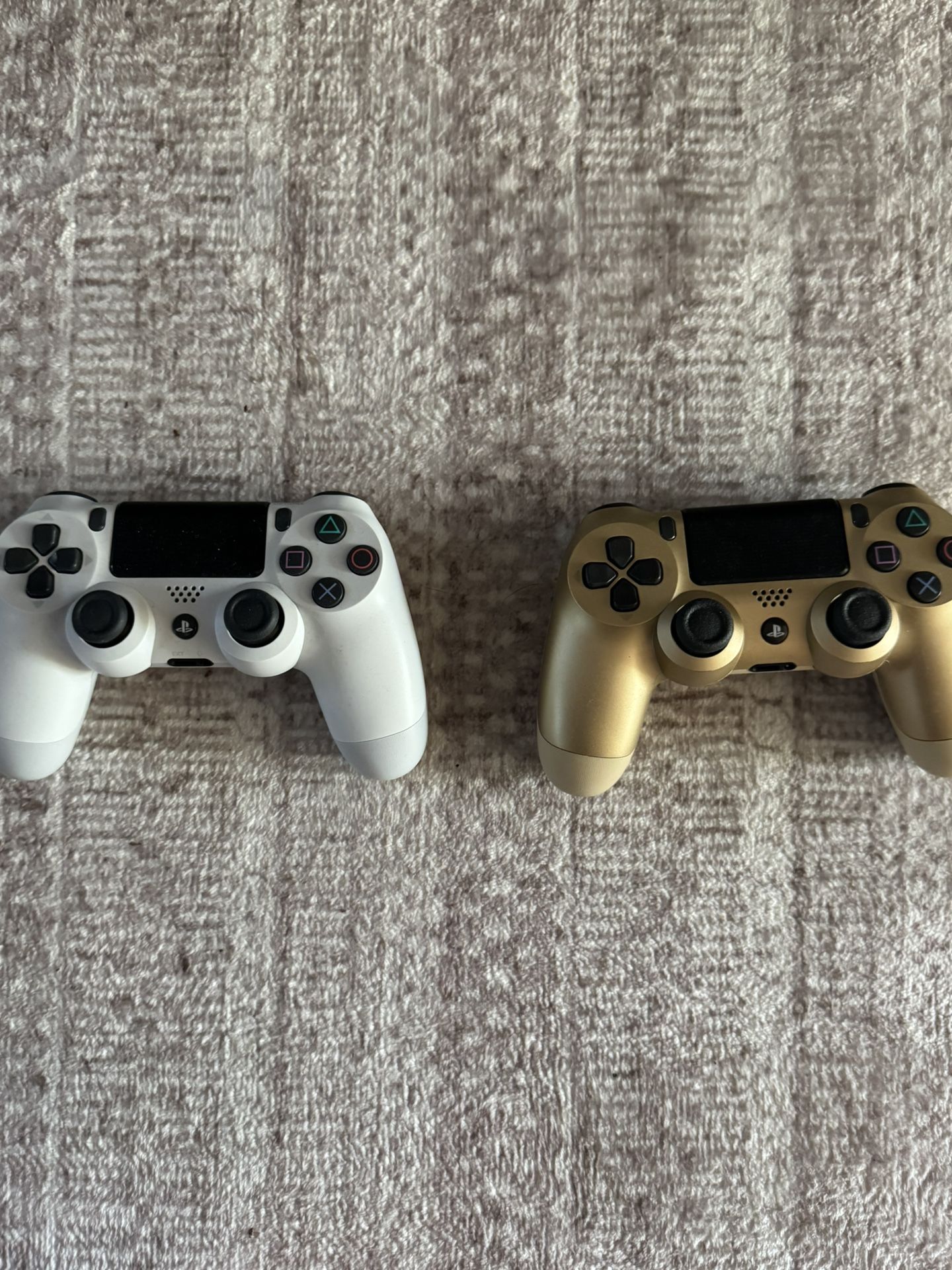 PS4 Controllers