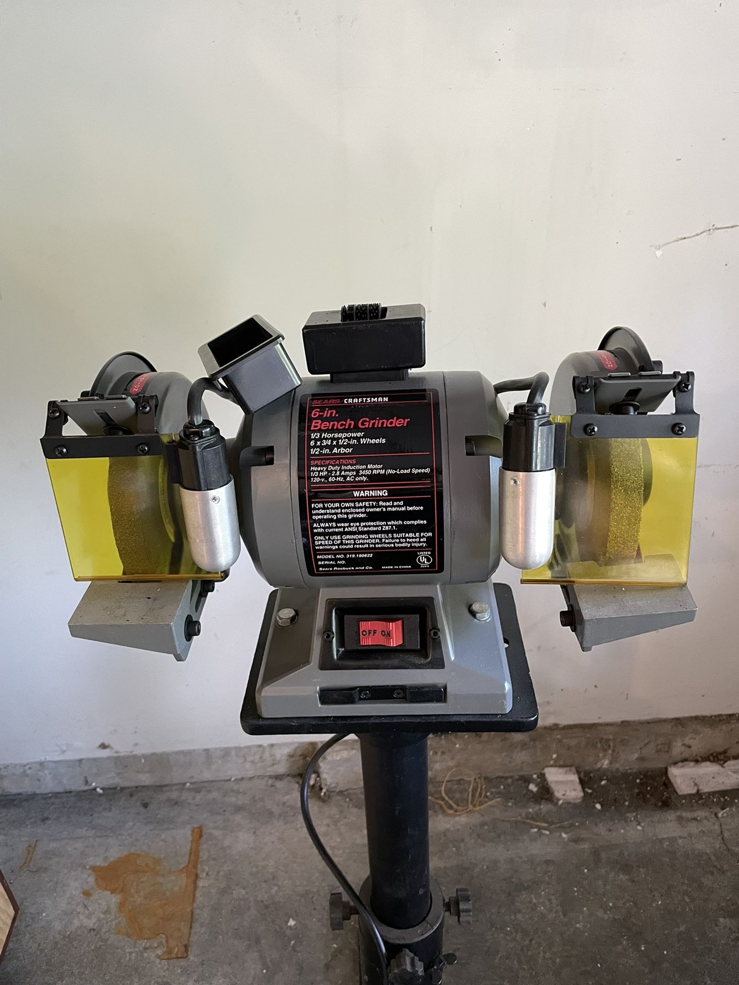 Craftsman 6 inch Bench Grinder Tools & Machinery