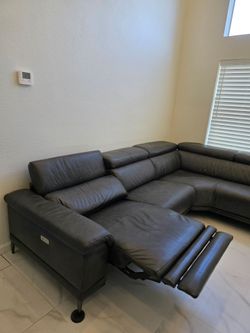 Living Spaces Modern Leather Sectional Sofa – Power Recliner & Adjustable Headrests