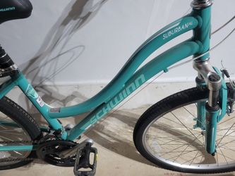 Schwinn women's suburban best sale bike