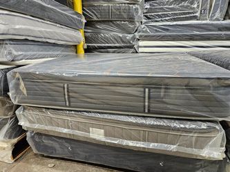 Queen Sealy Serta Beautyrest pillowtop medium firm mattress special