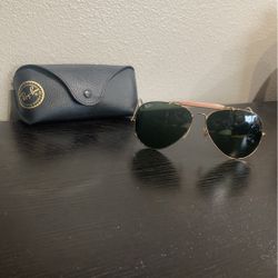 Ray•Ban Sunglasses 