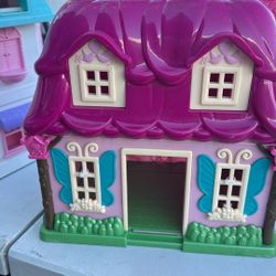 Little Woodzies Calico Critters House
