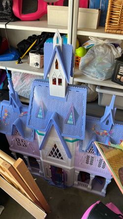 Disney Frozen Arendelle Castle Playset
