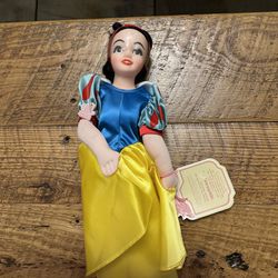 NEW Vintage Applause Piroette Snow White #3582