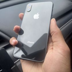 UNLOCKED IPHONE X/ LIMITED STOCK 