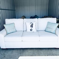 Exquisite Upscale West Elm Contemporary Coastal Queen Sleeper Sofa (Mattress Never Used)